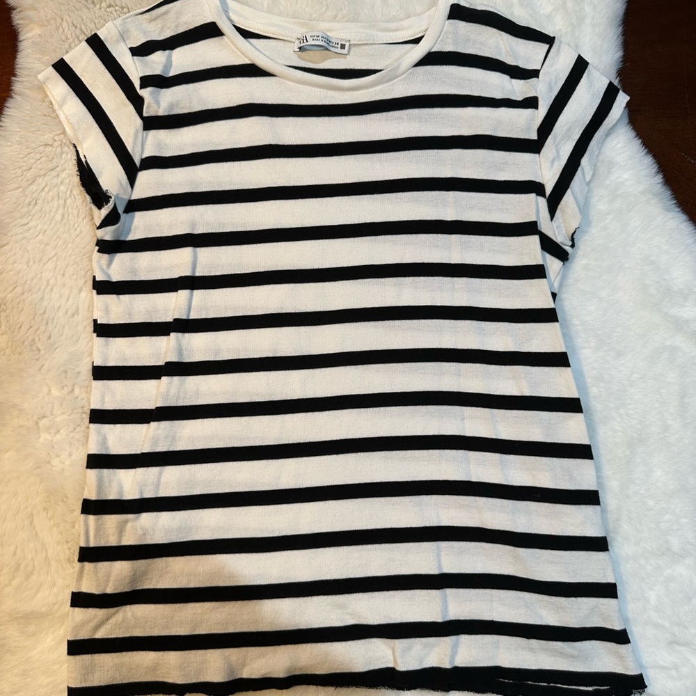 ZARA Striped Short Sleeve Tshirt, Worn once, Size Medium